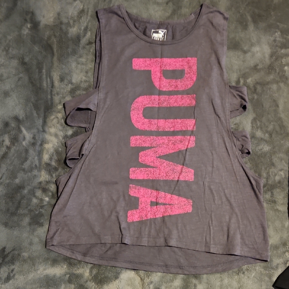 PUMA Women's Charcoal Muscle Tee with Pink Logo